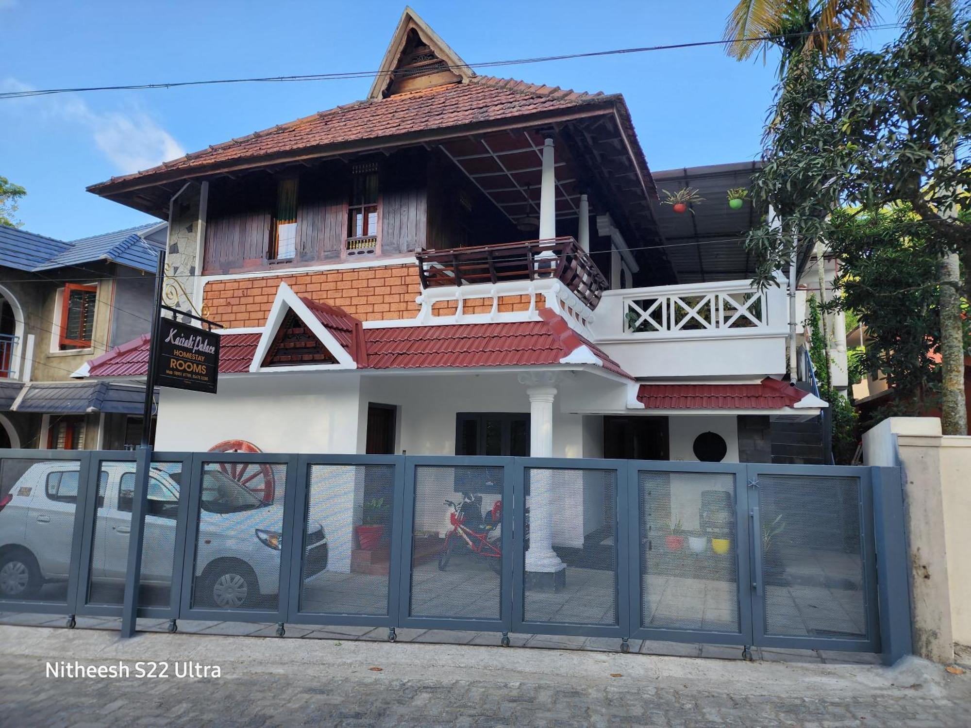 Kairali Palace Home Stay Thekkady Exteriér fotografie