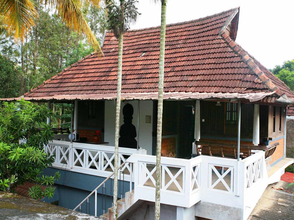 Kairali Palace Home Stay Thekkady Pokoj fotografie